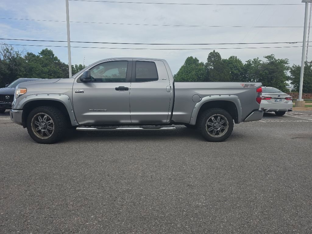Used 2016 Toyota Tundra SR5 AWD/4WD image 19