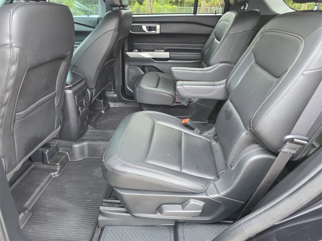 Used 2023 Ford Explorer XLT w/ Equipment Group 202A image 24