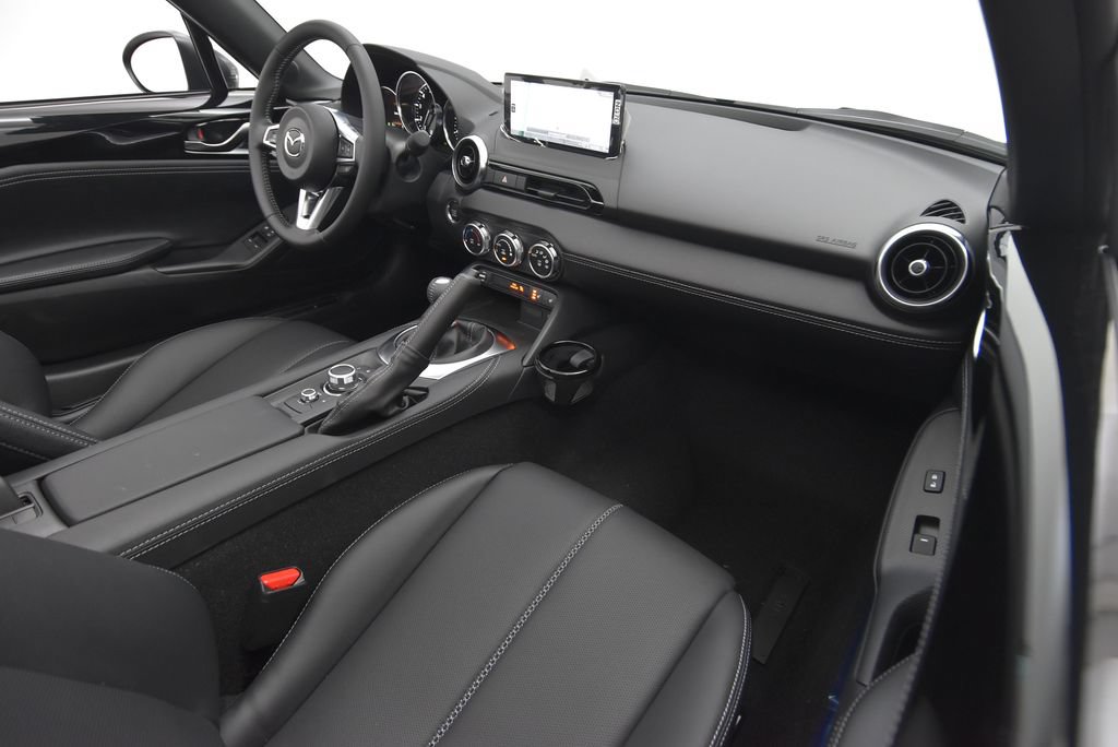 New 2026 MAZDA MX-5 Miata RF Grand Touring w/ Appearance Package RWD image 30