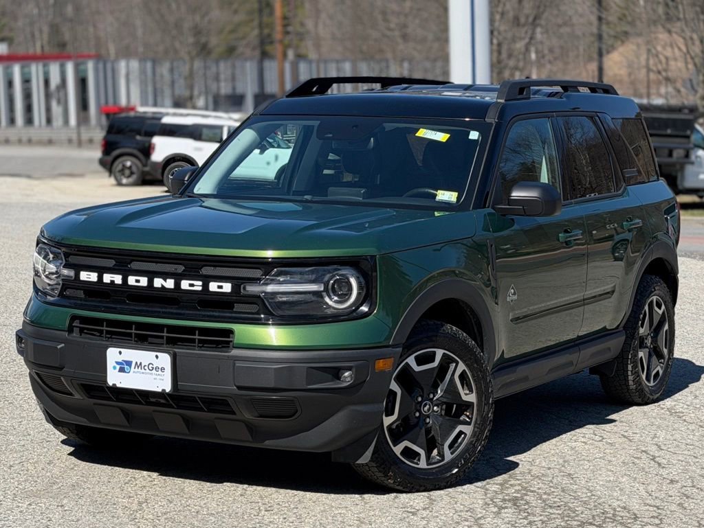Used 2023 Ford Bronco Sport Outer Banks image 1