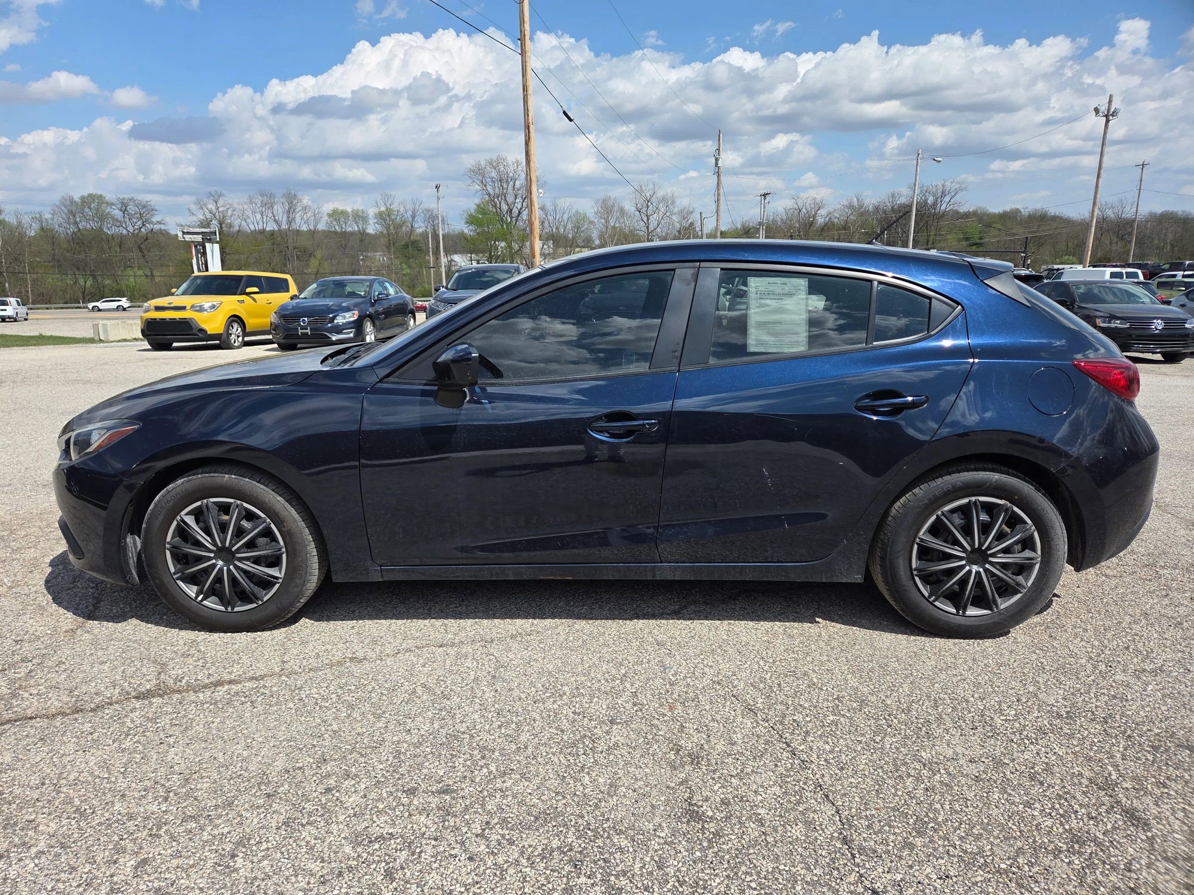Used 2016 MAZDA MAZDA3 i Sport FWD image 1