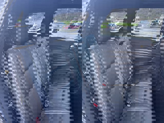 Used 2022 Dodge Durango GT w/ Blacktop Package AWD/4WD image 18