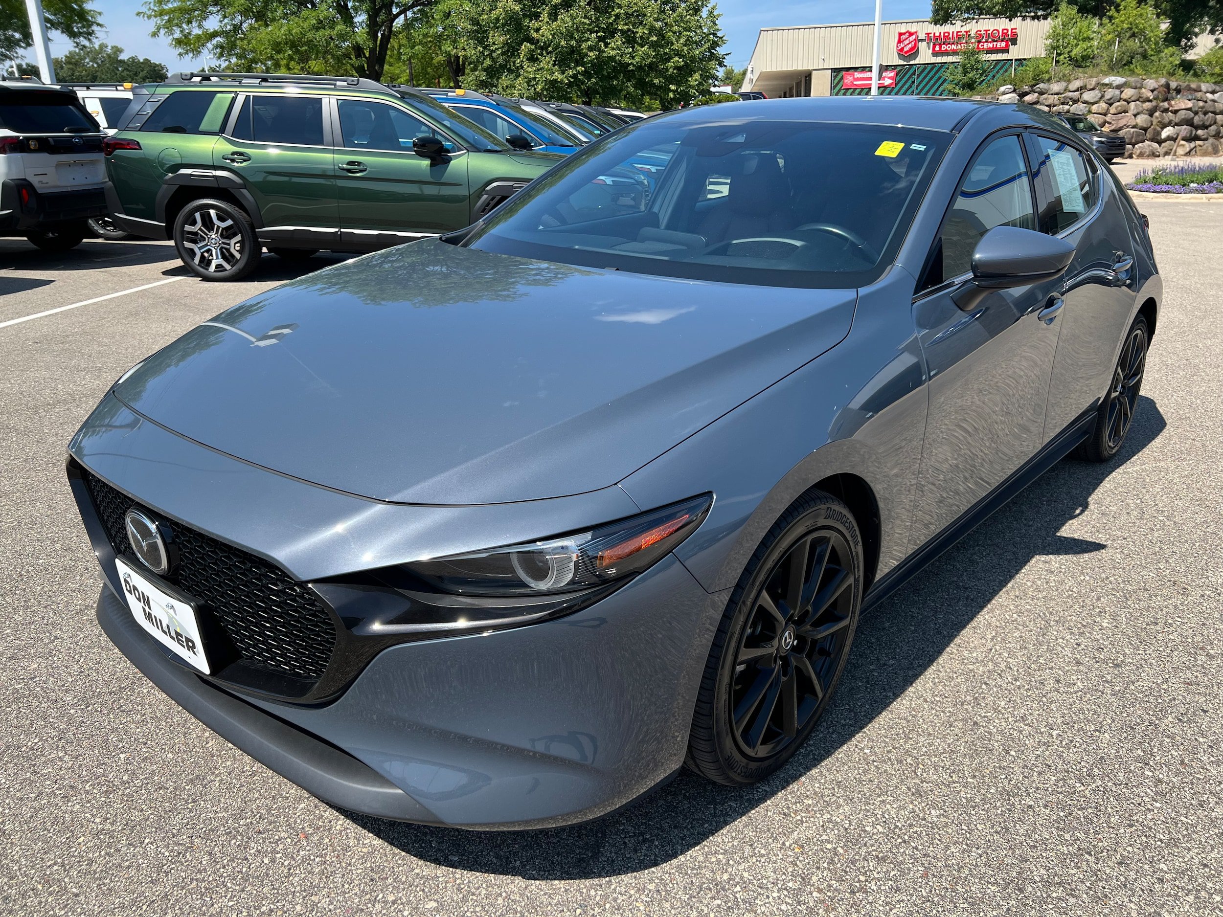 Used 2021 MAZDA MAZDA3 s FWD image 3