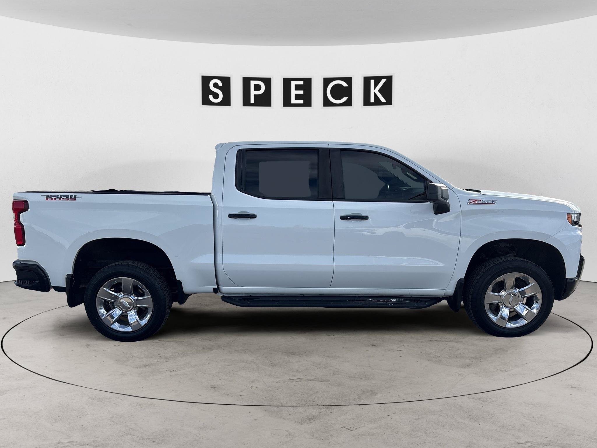 Used 2020 Chevrolet Silverado 1500 LT Trail Boss w/ Convenience Package AWD/4WD image 6