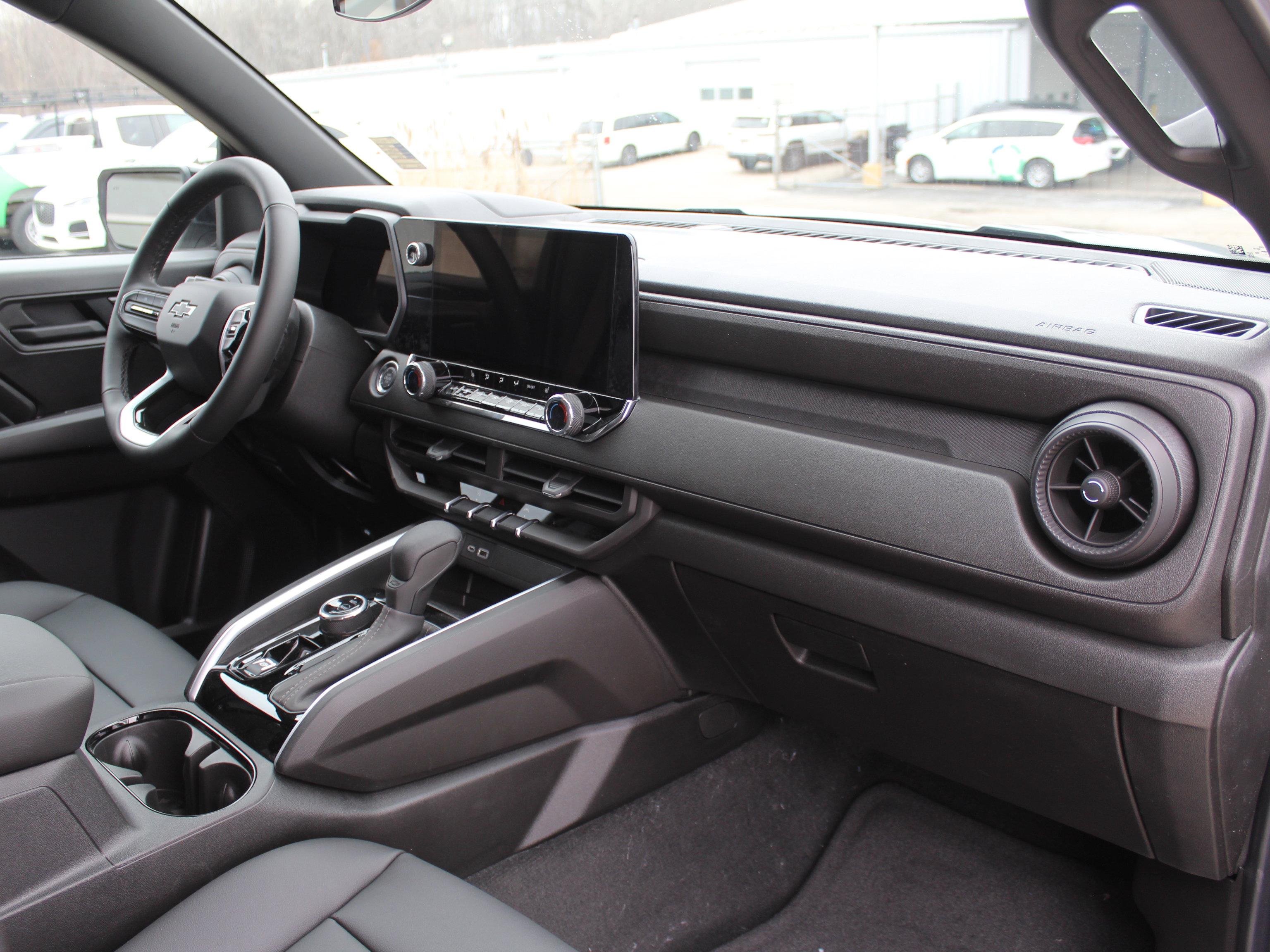 New 2026 Chevrolet Colorado Trail Boss w/ Midnight Edition image 14