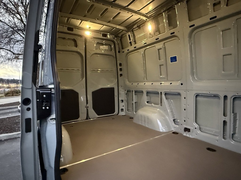 New 2025 Mercedes-Benz Sprinter 2500 image 11
