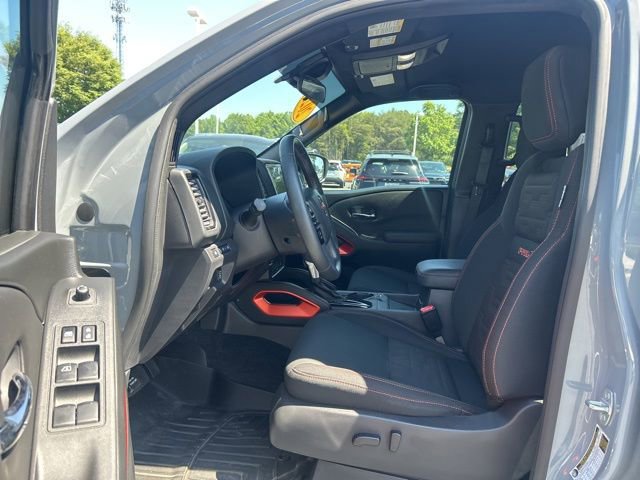 Used 2022 Nissan Frontier Pro-X RWD image 16