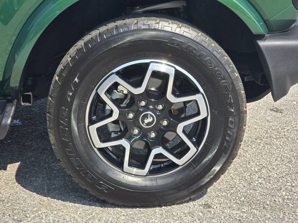 Used 2025 Ford Bronco Outer Banks AWD/4WD image 21