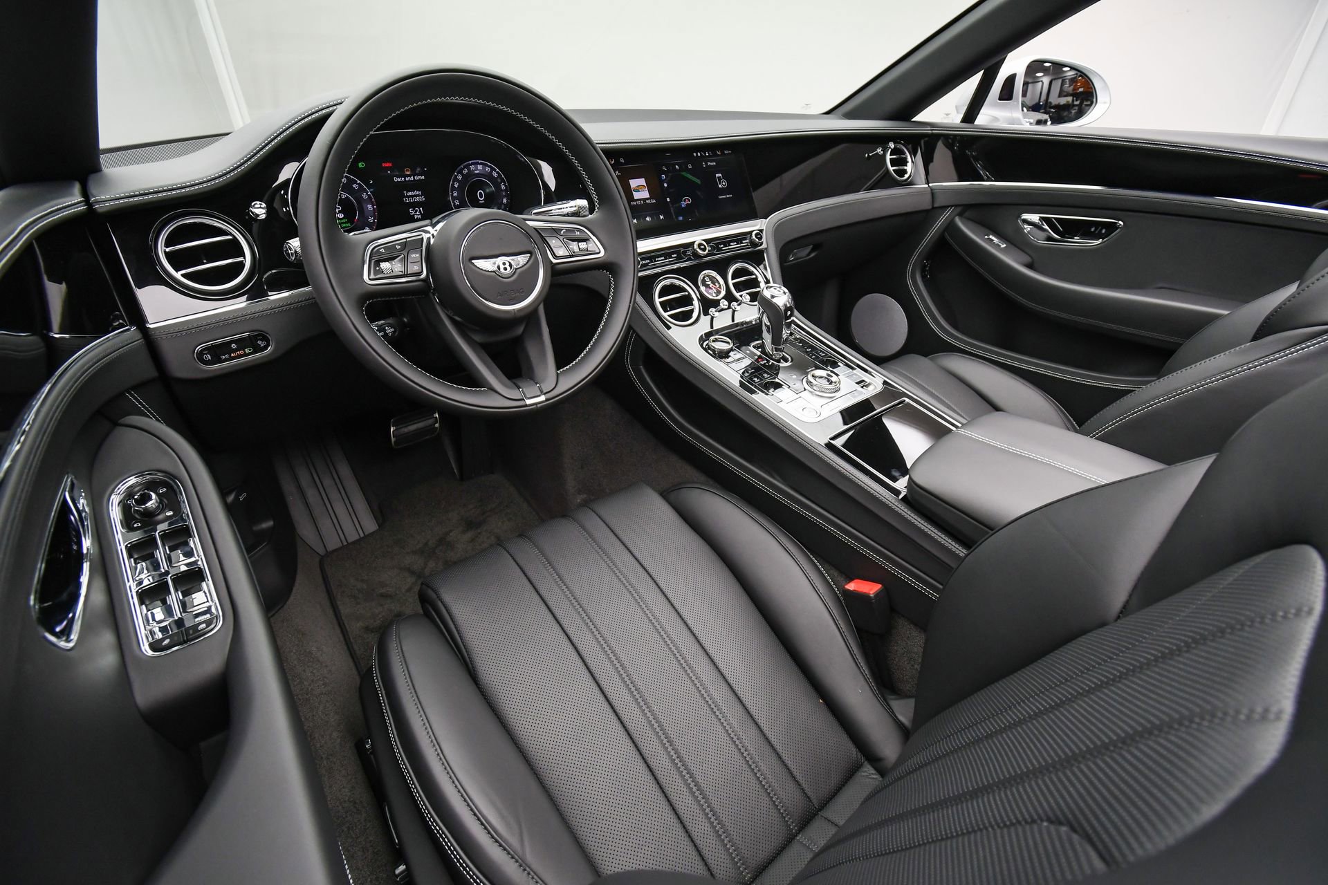 New 2026 Bentley Continental GTC image 2