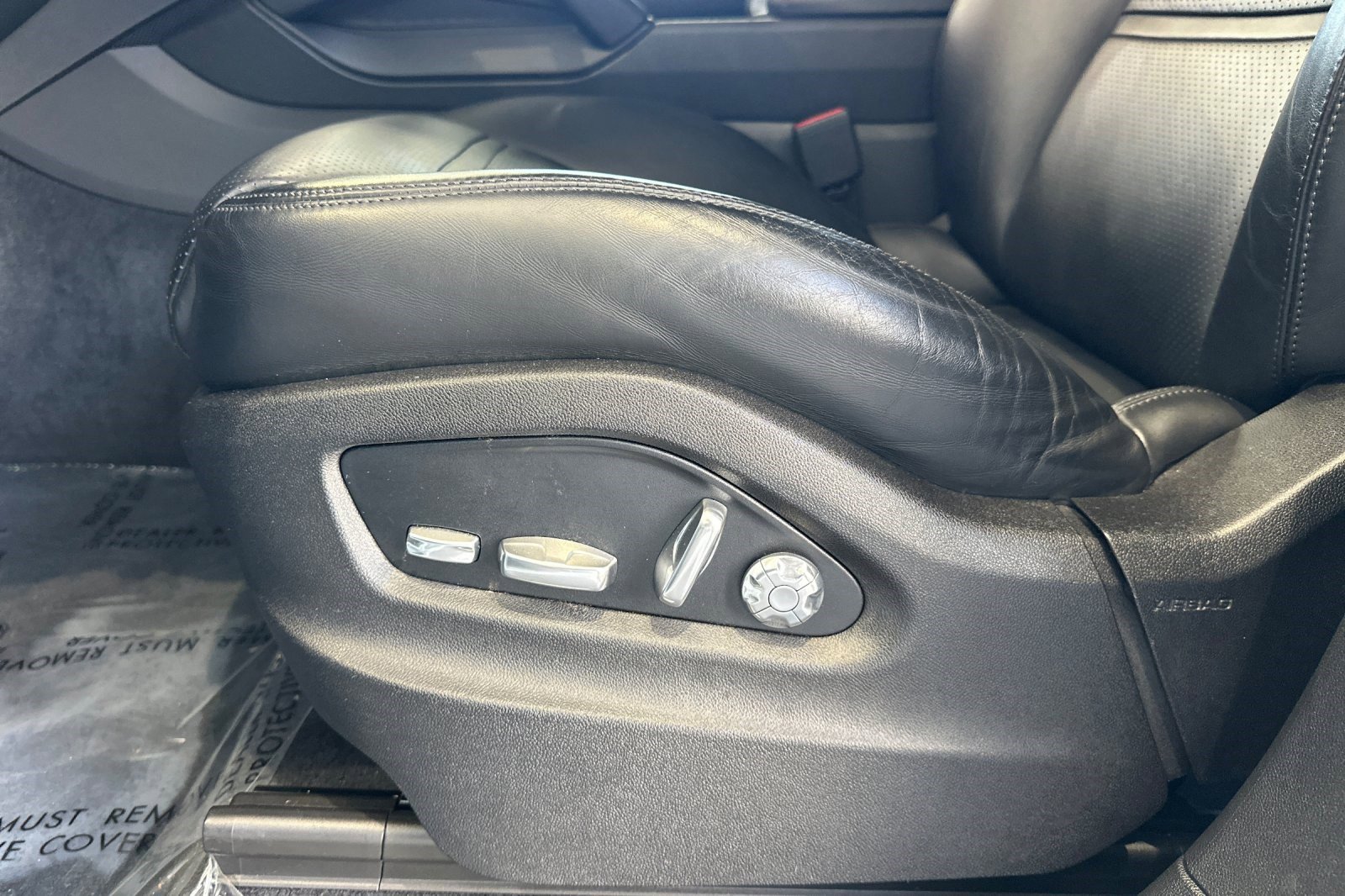 Used 2019 Porsche Cayenne AWD/4WD image 14