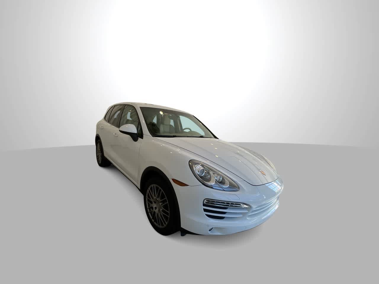 Used 2013 Porsche Cayenne AWD/4WD image 2