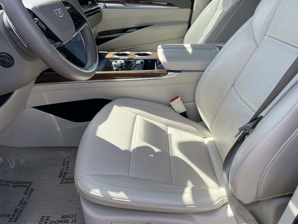 Certified 2025 Cadillac Escalade Sport Platinum image 30