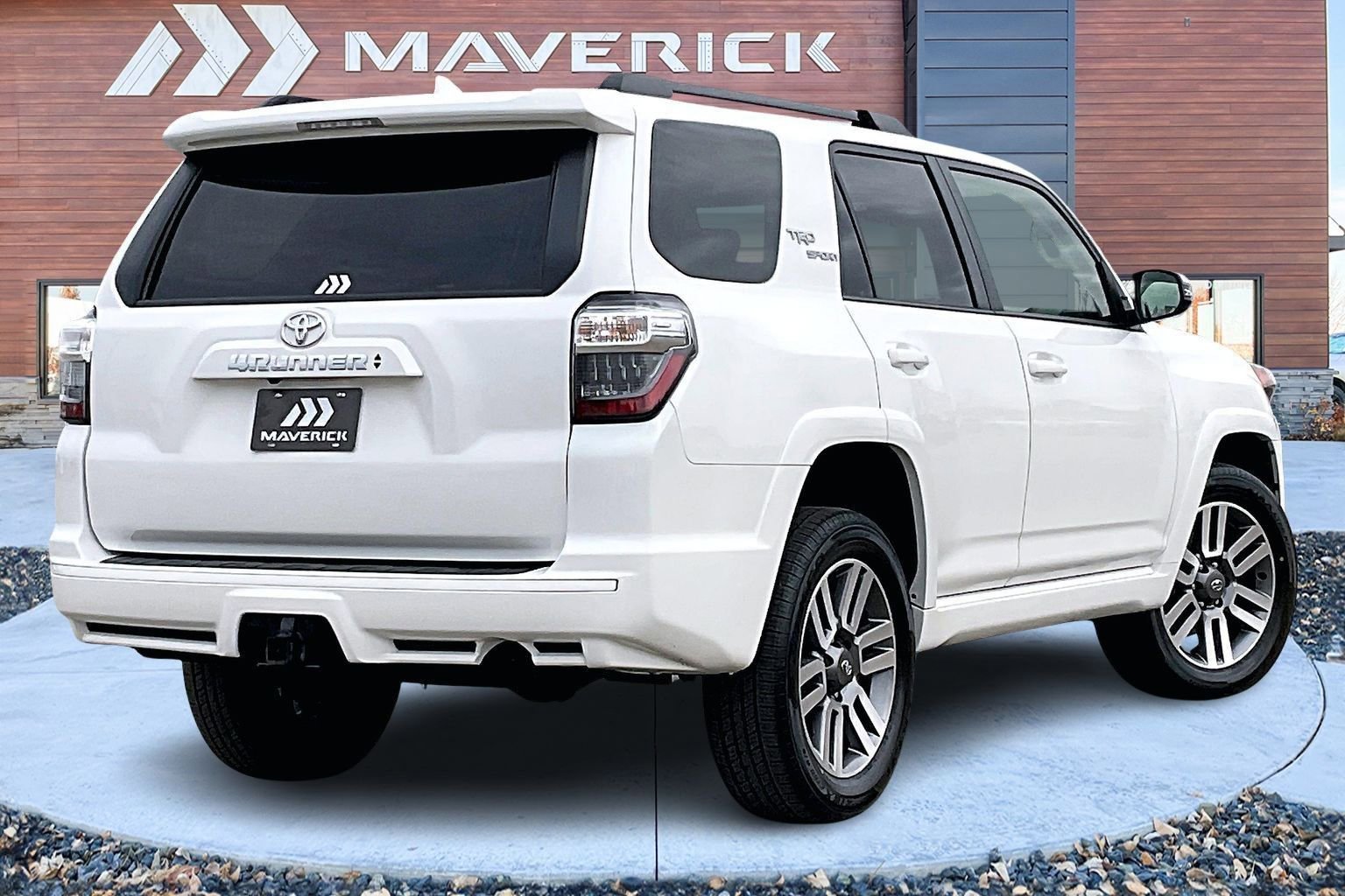 Used 2022 Toyota 4Runner TRD Sport w/ Technology Package image 5