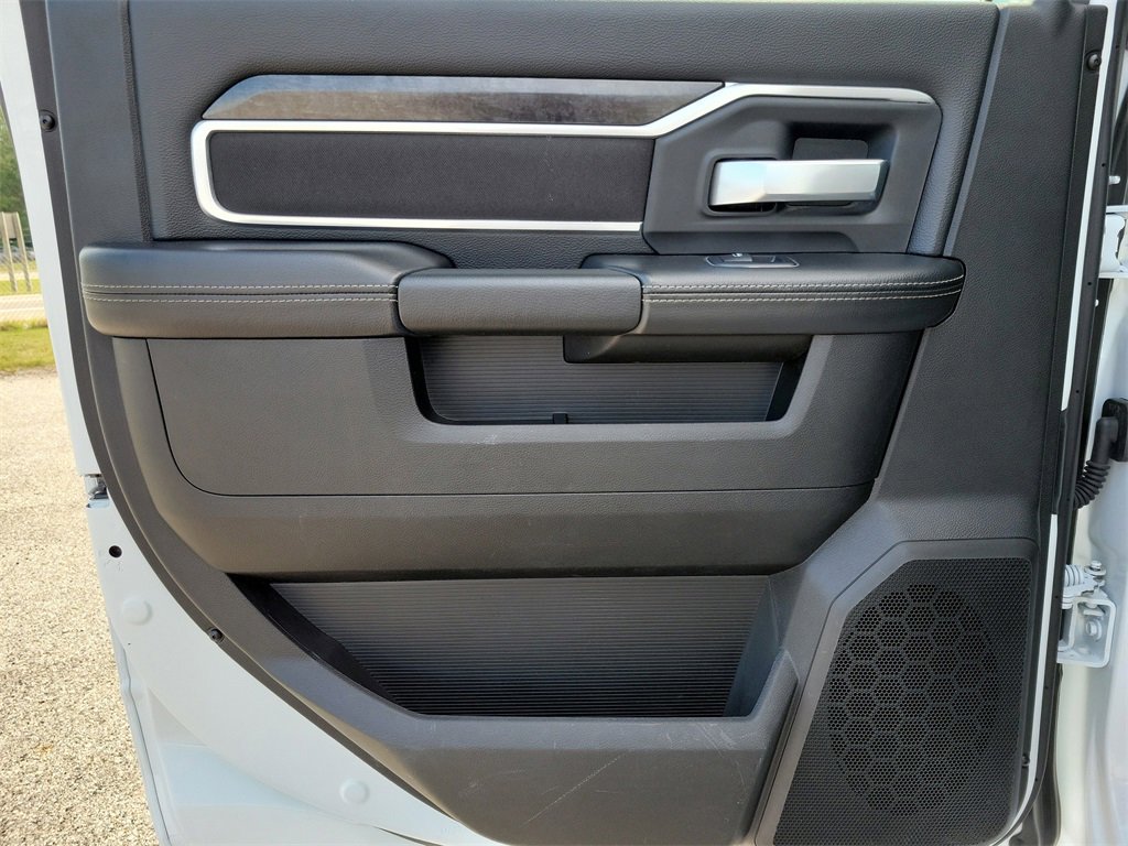 Used 2024 RAM 2500 Big Horn w/ Off Road Package image 12