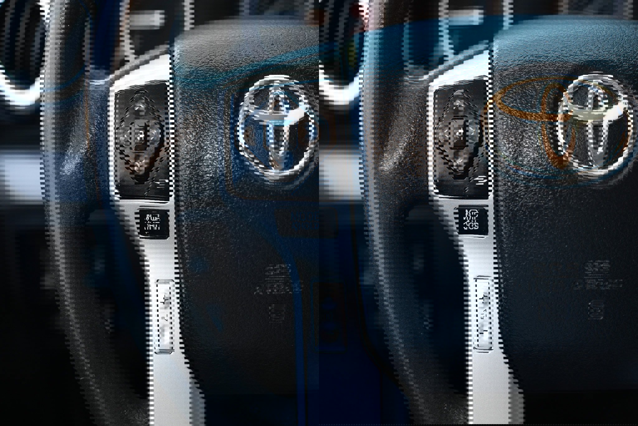 Used 2017 Toyota Tundra SR5 w/ SR5 Upgrade Package image 35