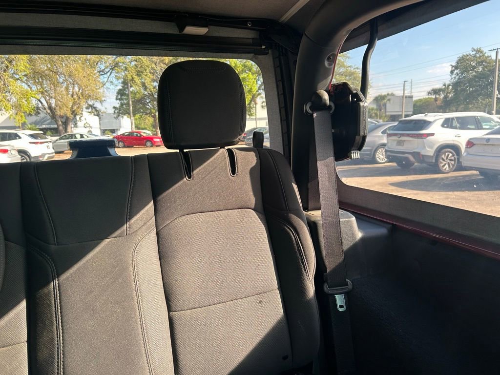 Used 2022 Jeep Wrangler Willys image 14