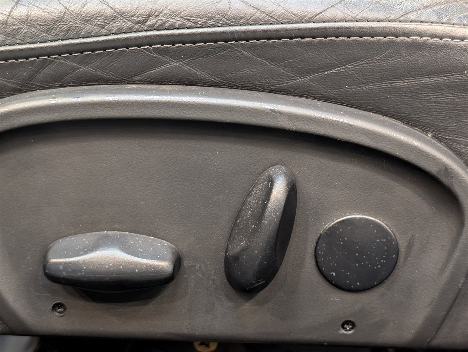 Used 2004 Porsche 911 Carrera 4S image 24