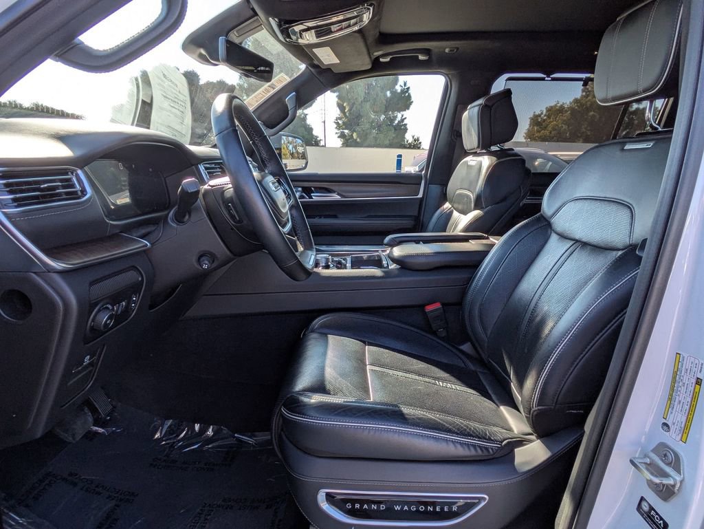 Used 2023 Jeep Grand Wagoneer L Series II image 16