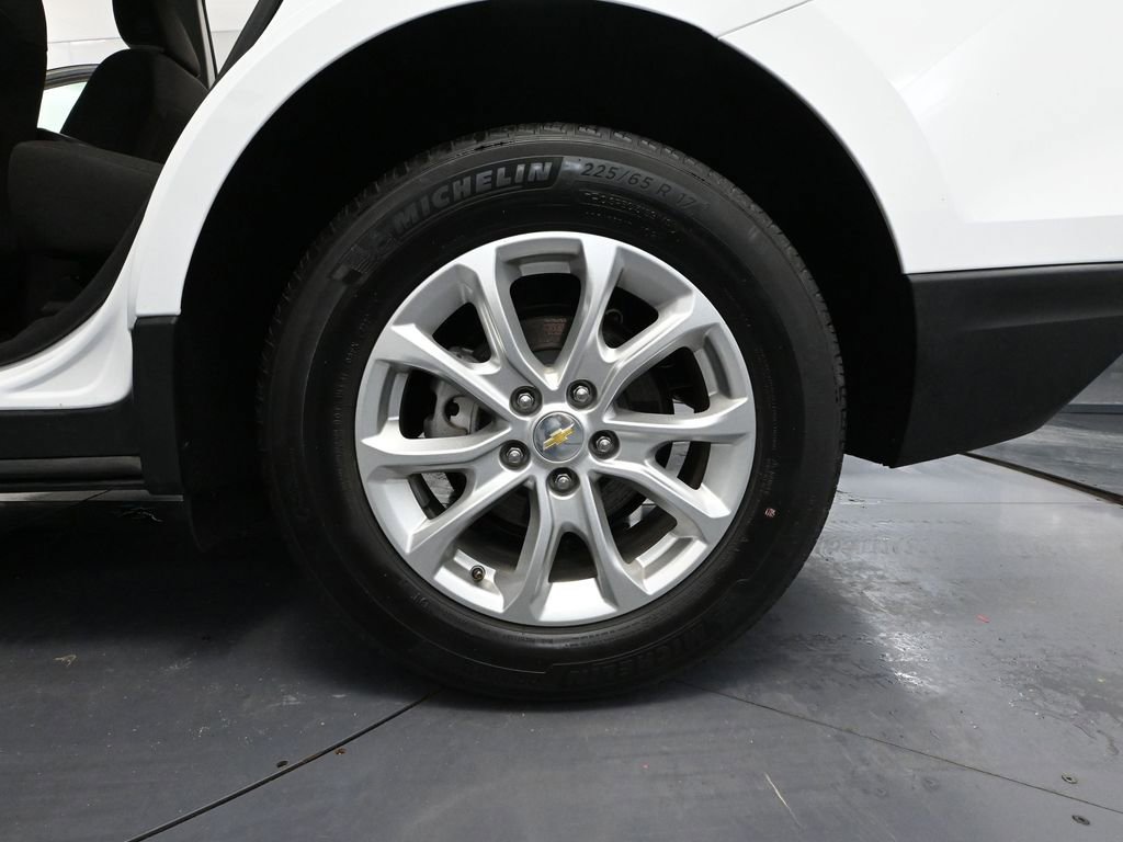 Used 2021 Chevrolet Equinox LS w/ LS Convenience Package image 14