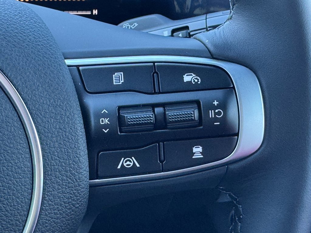 New 2025 Kia K5 GT-Line w/ GT-Line Premium Package image 21