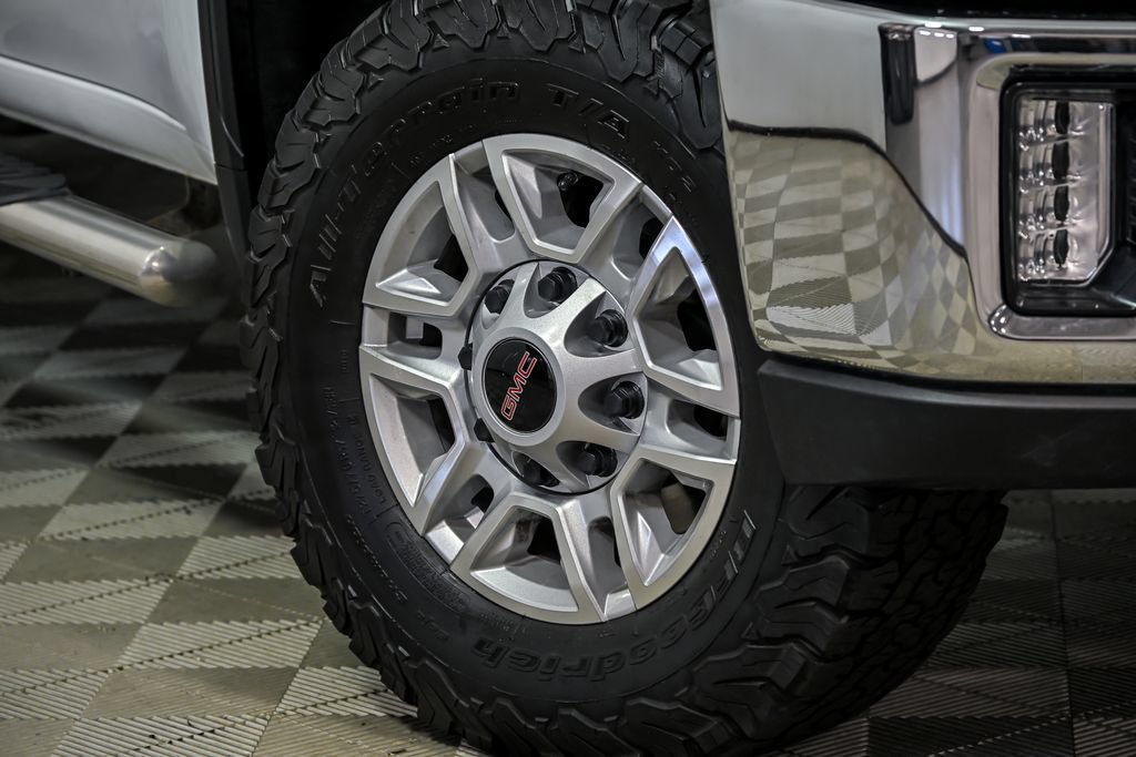 Used 2022 GMC Sierra 2500 SLE w/ SLE Convenience Package AWD/4WD image 3