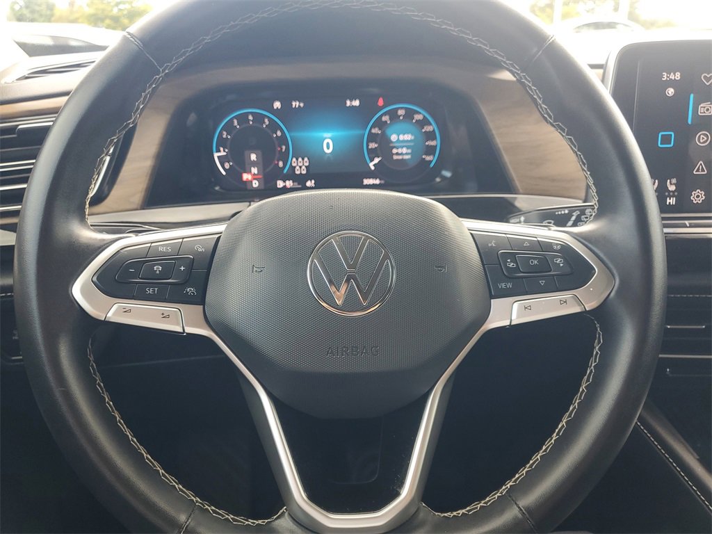 Used 2025 Volkswagen Atlas SE image 21