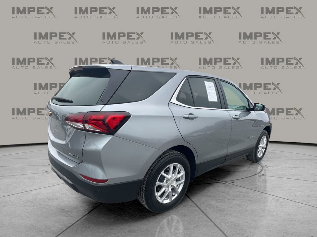 Used 2024 Chevrolet Equinox LT w/ Driver Convenience Package image 5