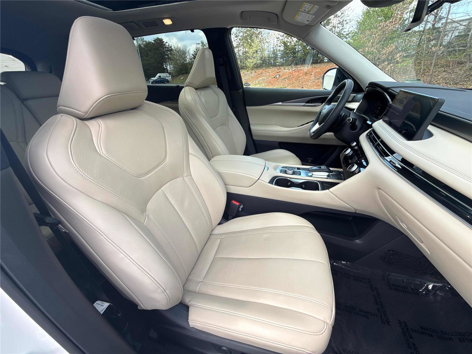 Used 2023 INFINITI QX60 Luxe w/ Cargo Package image 27