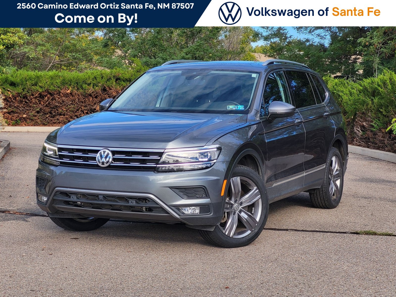Used 2018 Volkswagen Tiguan SEL Premium AWD/4WD image 1