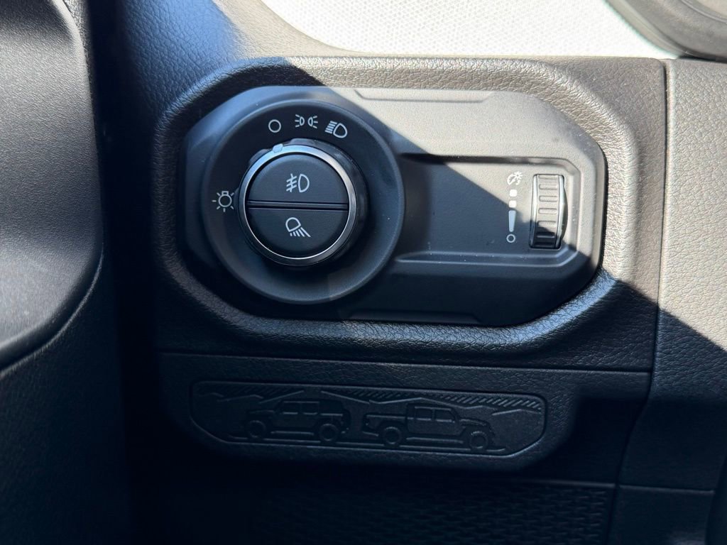 Certified 2024 Jeep Gladiator Sport image 31