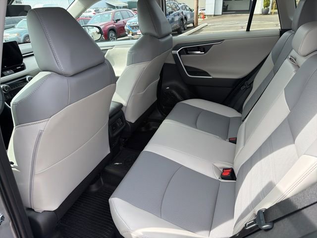 Used 2024 Toyota RAV4 Limited image 12