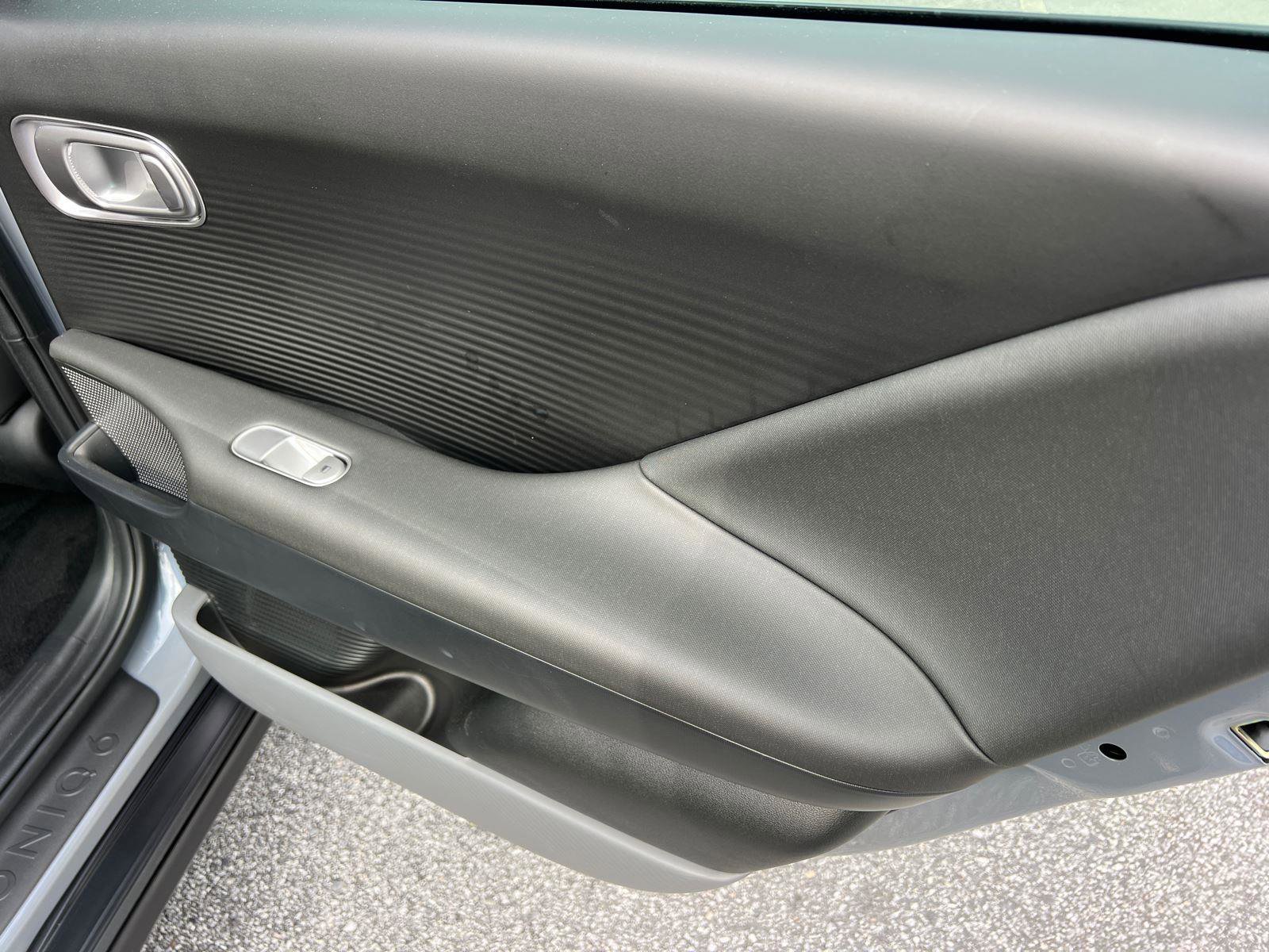 Used 2025 Hyundai Ioniq 6 SEL image 16