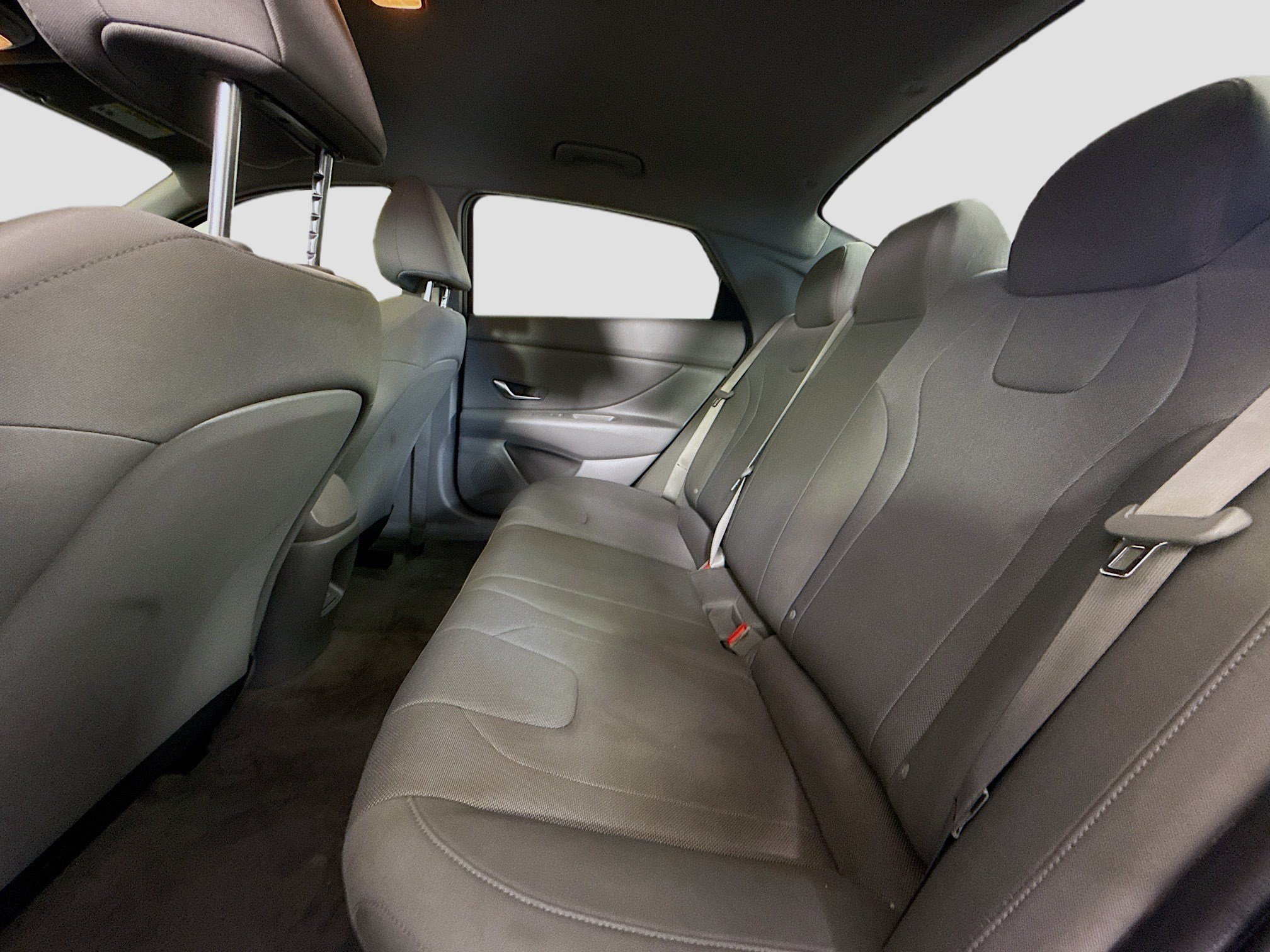 Used 2024 Hyundai Elantra SE FWD image 24