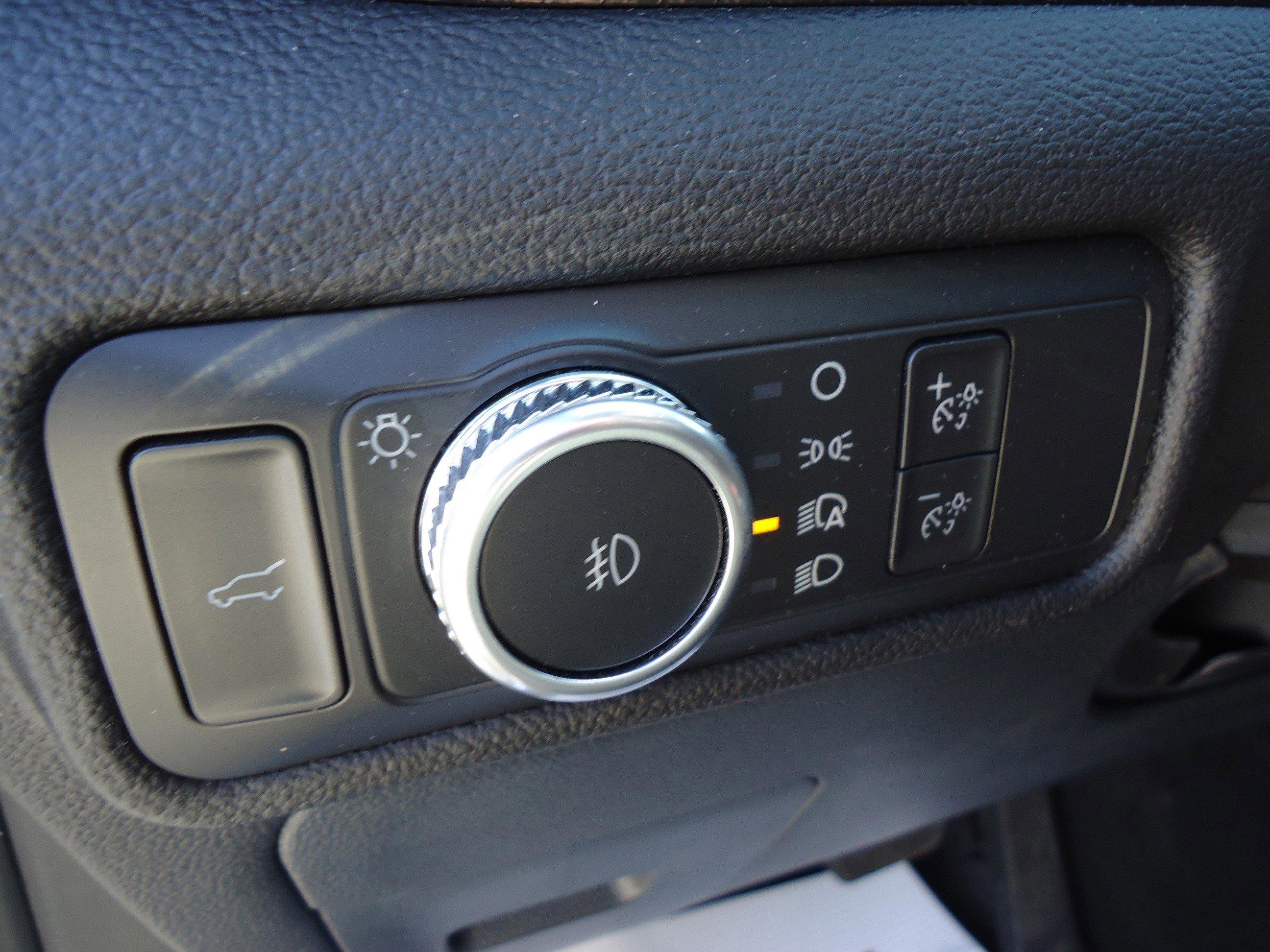 Used 2022 Ford Explorer ST-Line w/ Class IV Trailer Tow Package image 16