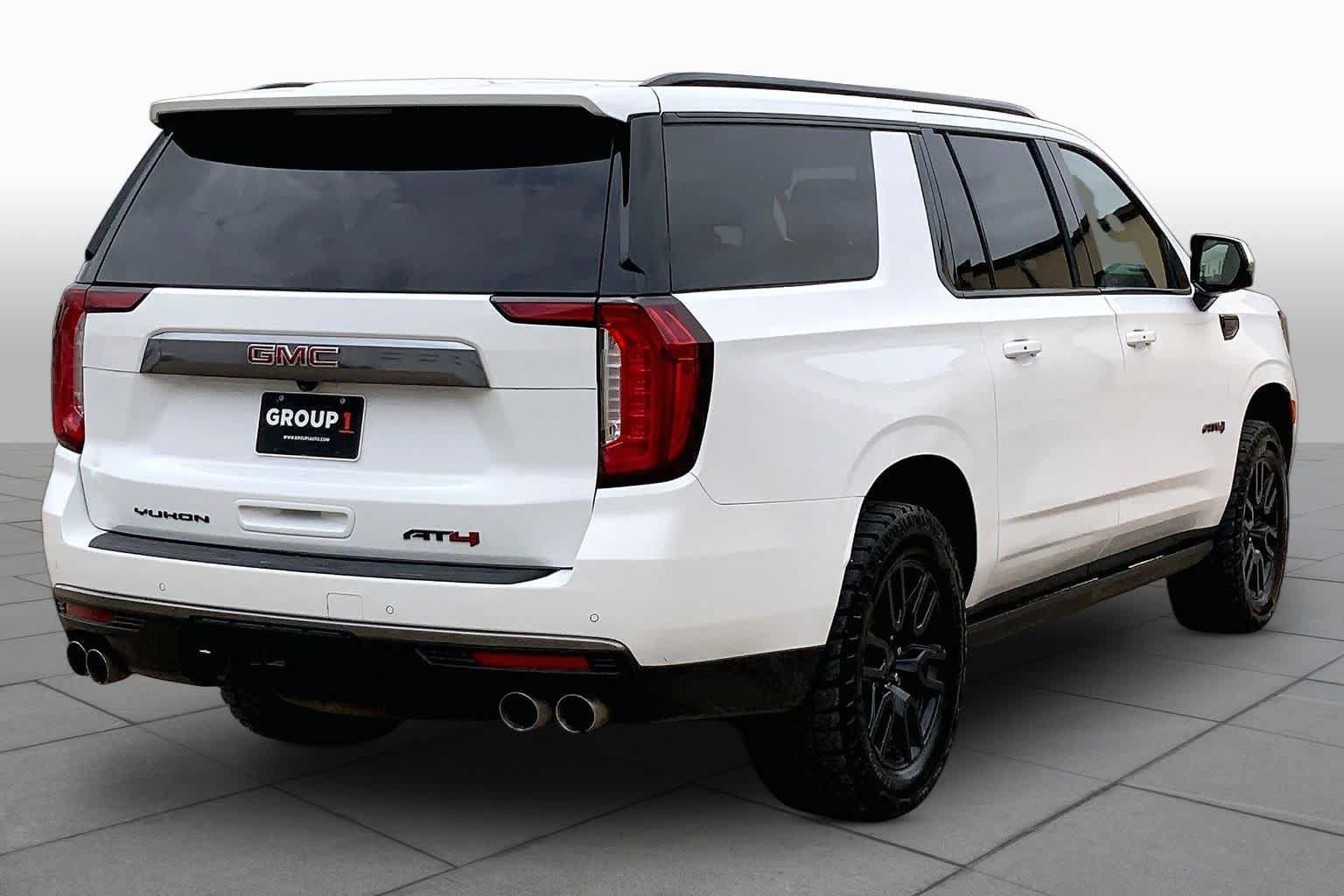 Used 2024 GMC Yukon XL AT4 w/ AT4 Premium Plus Package AWD/4WD image 24