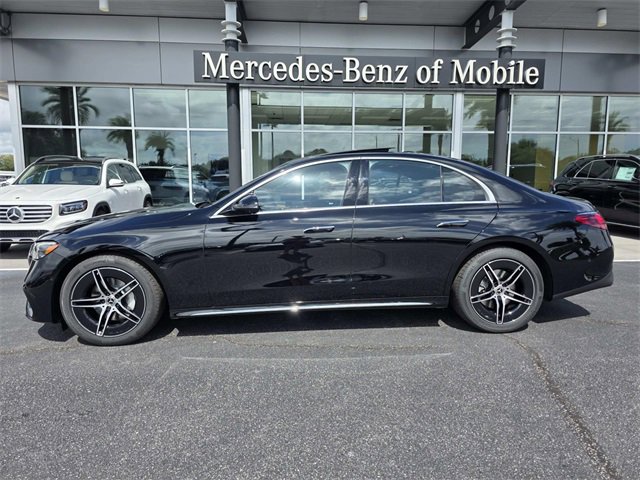 New 2026 Mercedes-Benz E 350 4MATIC Sedan image 2