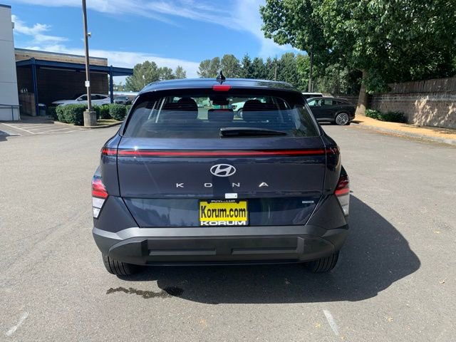 New 2026 Hyundai Kona SE image 4