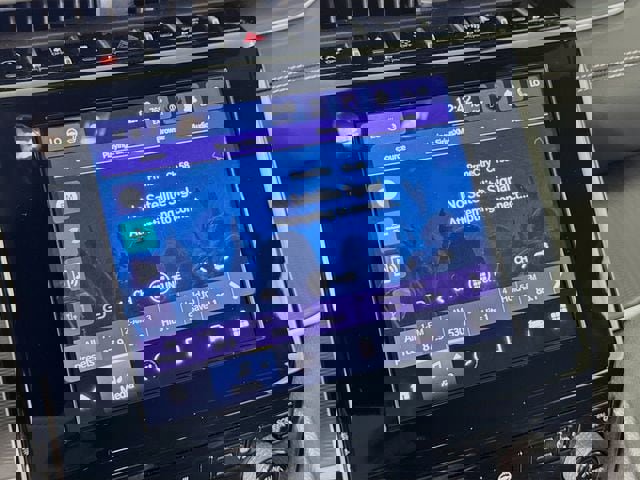 New 2025 Jeep Grand Cherokee L Laredo w/ Luxury Tech Group I image 17