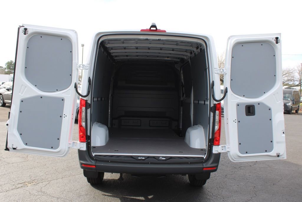 New 2026 Mercedes-Benz Sprinter 144 Cargo image 5