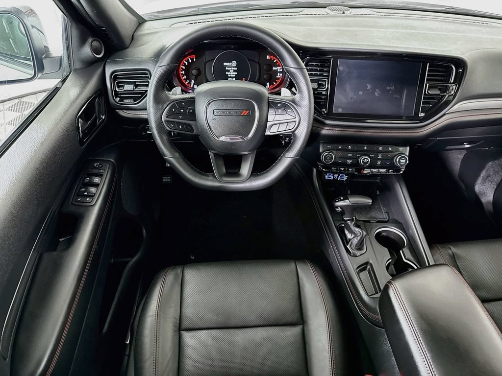 Used 2025 Dodge Durango GT AWD/4WD image 3