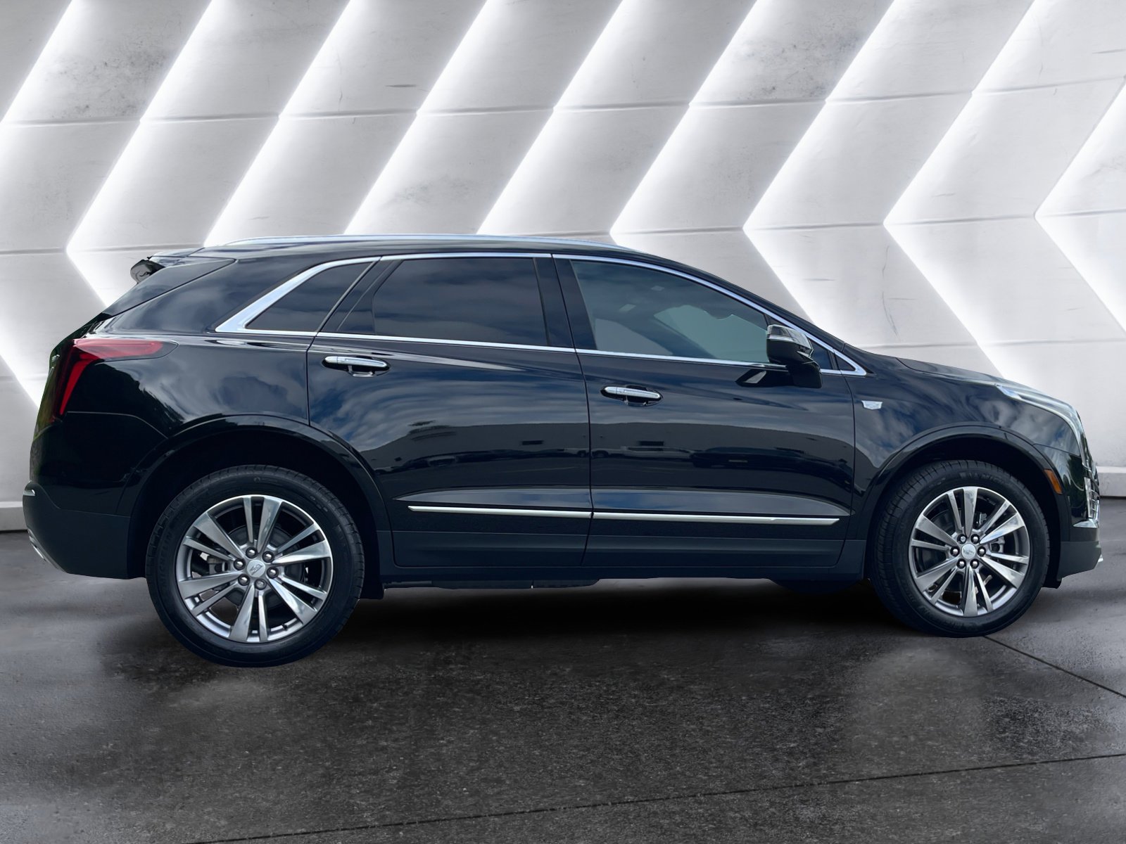 New 2025 Cadillac XT5 Premium Luxury image 7