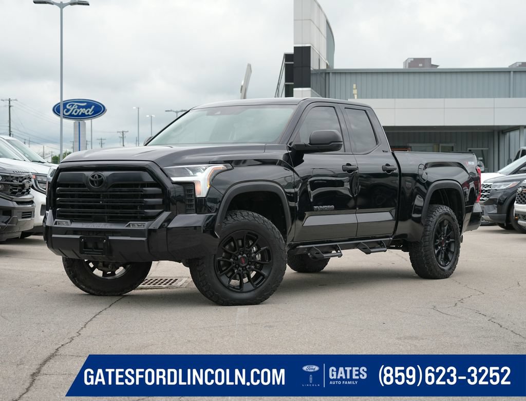 Used 2022 Toyota Tundra SR5 AWD/4WD image 1