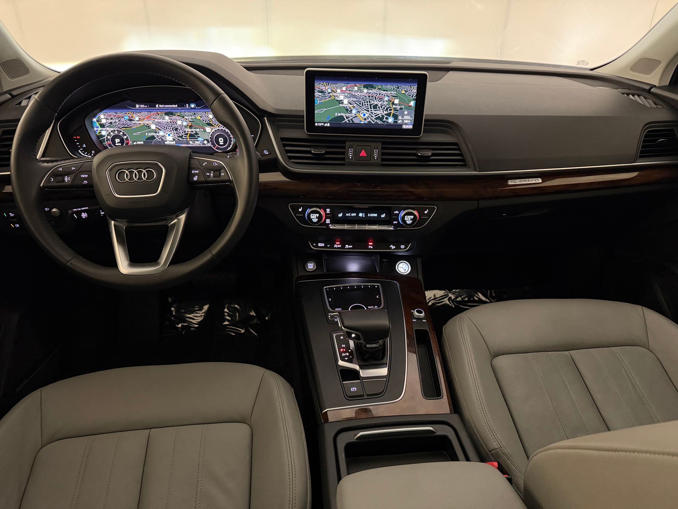 Used 2018 Audi Q5 Prestige w/ Prestige Package AWD/4WD image 16
