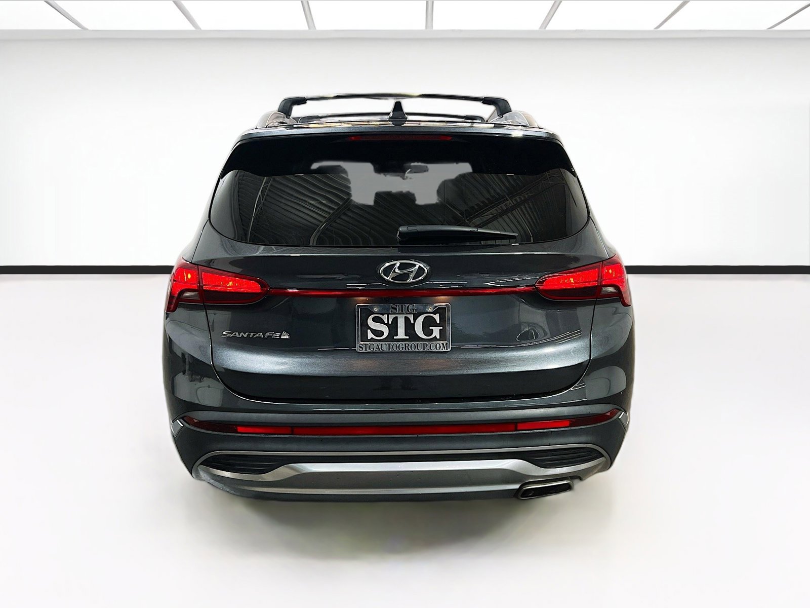 Used 2022 Hyundai Santa Fe SEL w/ Convenience Package image 5