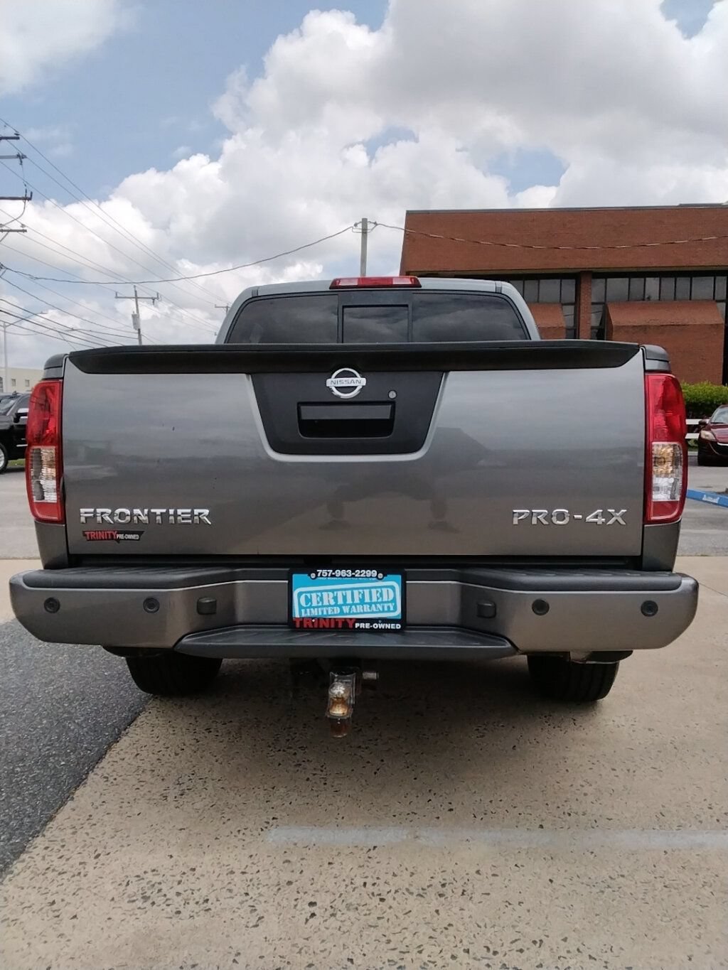 Used 2018 Nissan Frontier PRO-4X AWD/4WD image 3