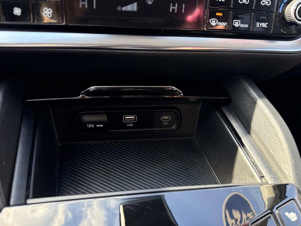 Used 2024 Kia Sportage LX image 25