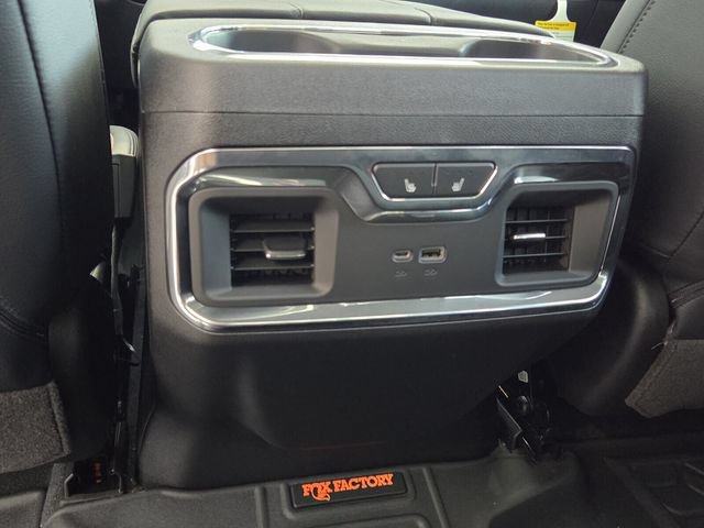 Used 2025 Chevrolet Silverado 1500 LTZ AWD/4WD image 16