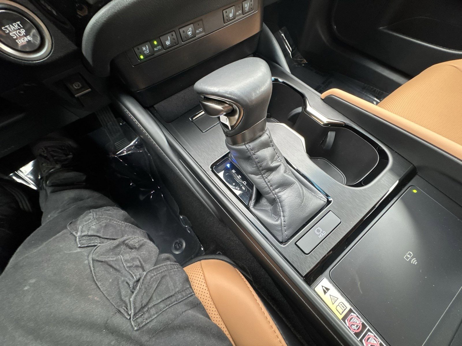 Used 2024 Lexus ES 350 w/ Premium Package FWD image 21