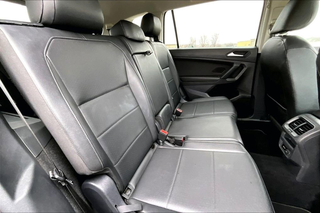 Used 2019 Volkswagen Tiguan SE image 24