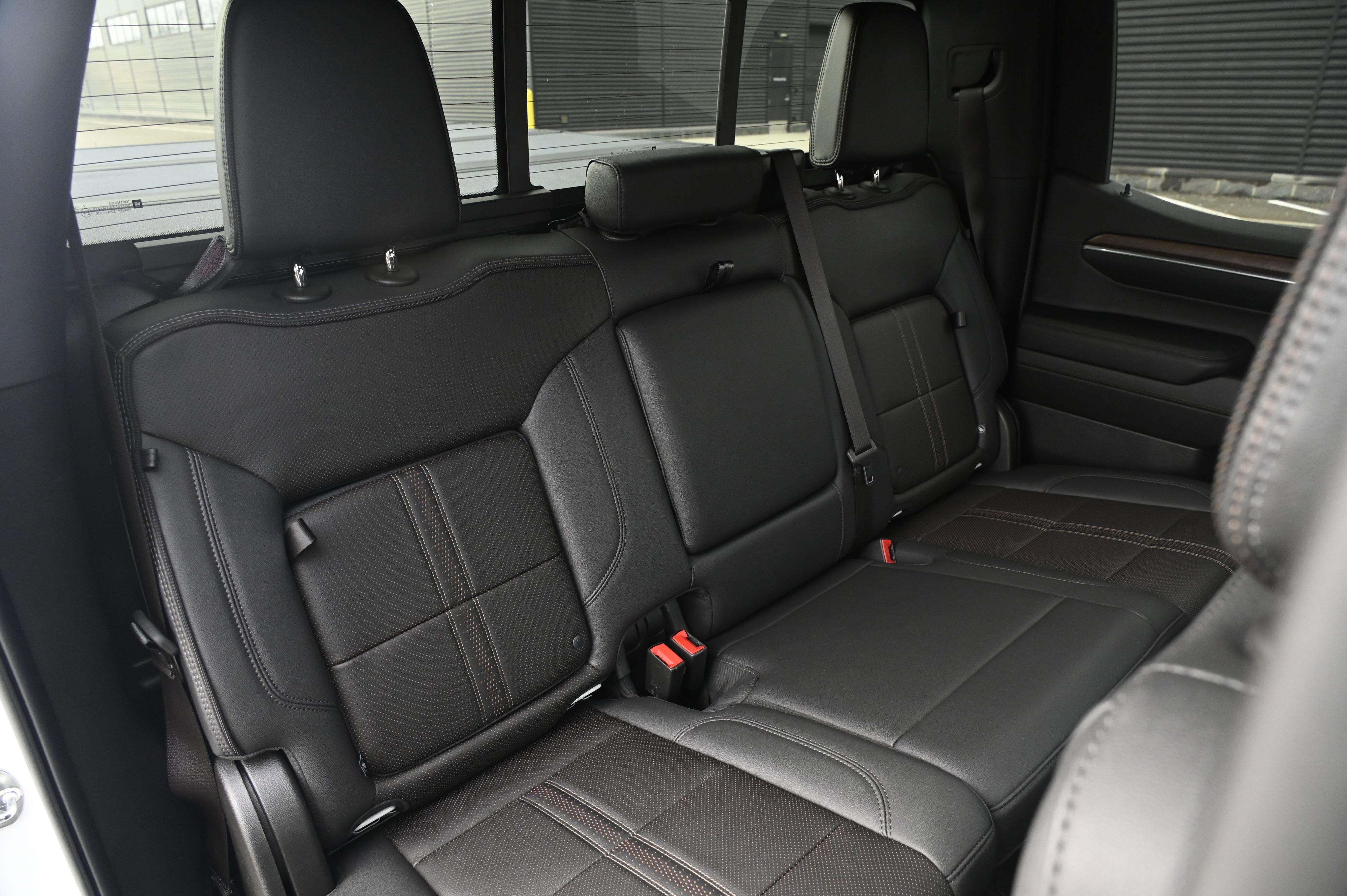 Used 2023 Chevrolet Silverado 1500 High Country w/ Technology Package image 20